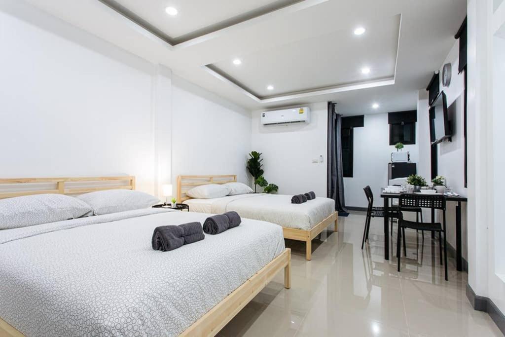 曼谷P2 Silom Large 2Beds Full Kitchen Wifi 4-6Pax公寓 外观 照片